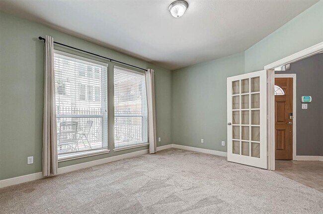 Building Photo - 1304 Cohn St