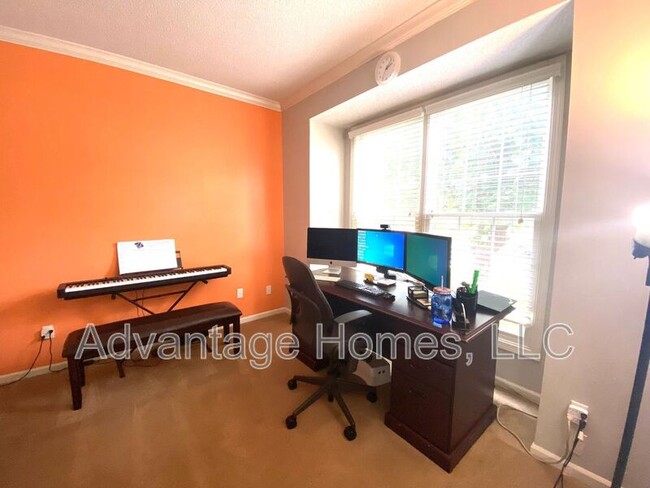 Building Photo - 14117 Parkhill Ln