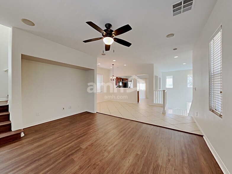 Building Photo - 10731 Holmfield St