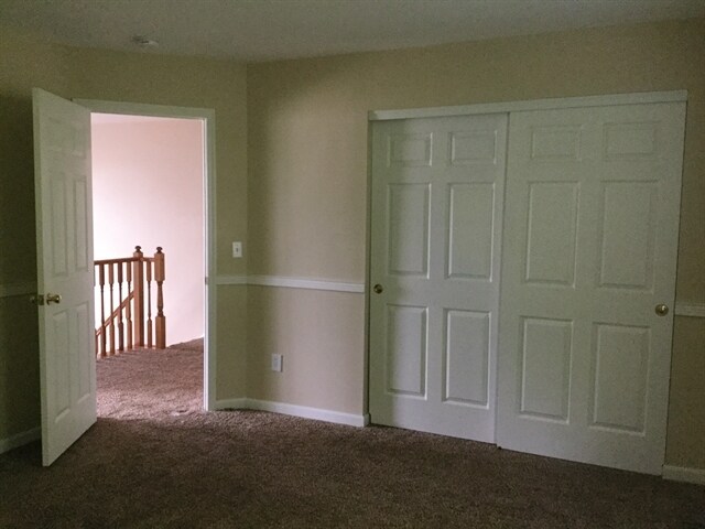 Building Photo - 947 Evergreen Park Ln