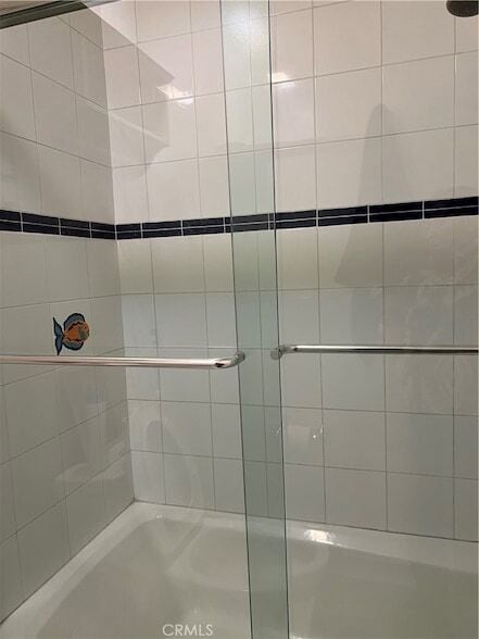 Building Photo - 10747 Wilshire Blvd