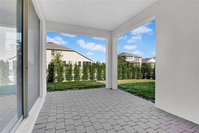 Building Photo - 11145 Sound Shr Dr