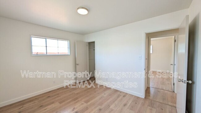 Building Photo - 435 Marian Dr