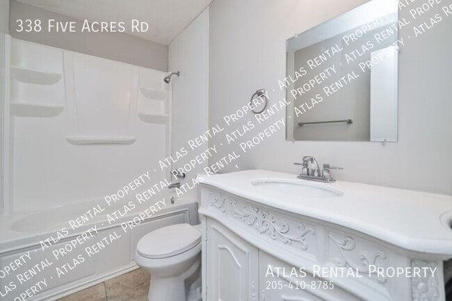 Building Photo - 338 5 Acre Rd