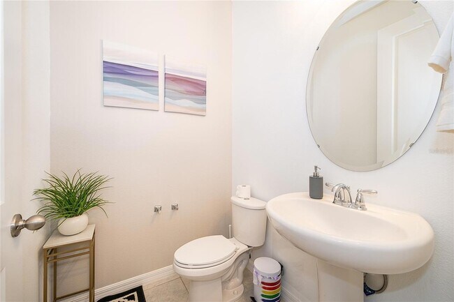 Building Photo - 1013 Plantation Ln