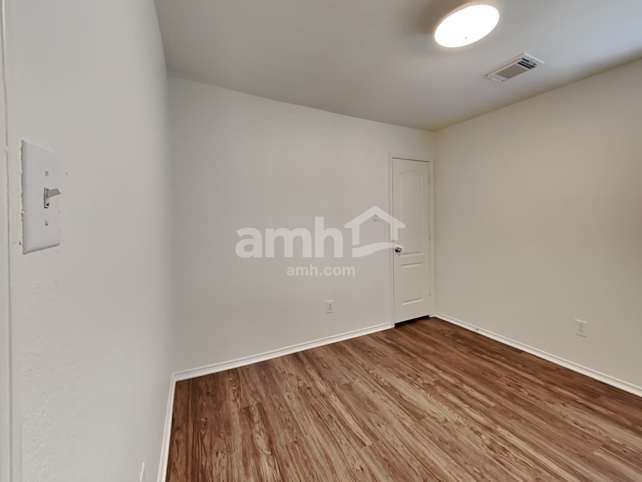 Building Photo - 9510 Narnia Springs Ct