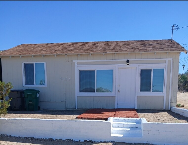 Primary Photo - 5476 Adobe Rd