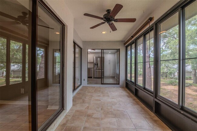 Building Photo - 2640 Enterprise Rd E