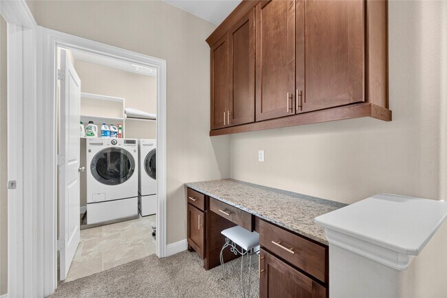 Building Photo - 403 Marina View Dr