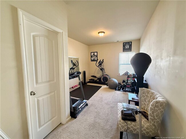 Building Photo - 642 Regimental Dr