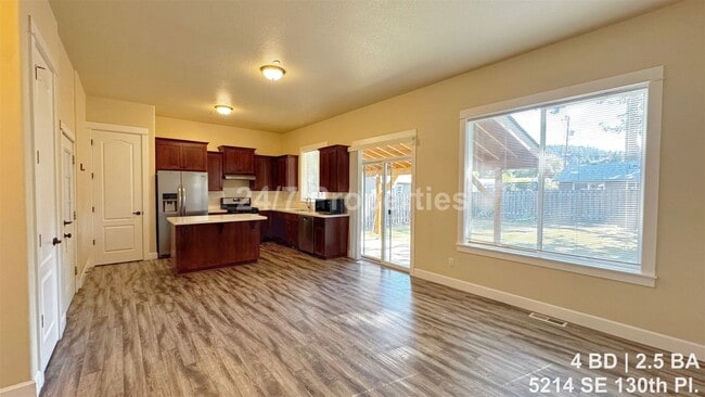 Building Photo - Charming 4 BD | 2.5 BA Home w/ Large Yard - Powellhurst-Gilbert