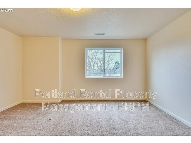 Building Photo - 5113 SE Lone Oak St