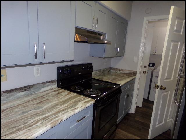 Building Photo - 220 Gamble Rd