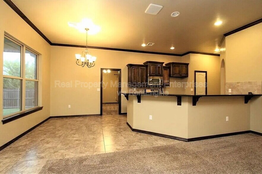 Building Photo - 1661 Appaloosa Dr