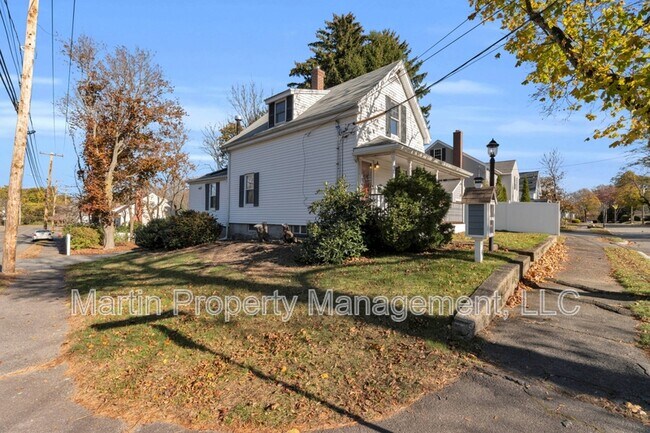 Building Photo - 2 Bellevue Ave