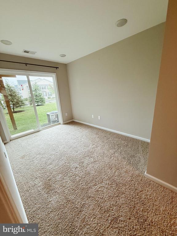 Building Photo - 1101 Hights Farm Rd N