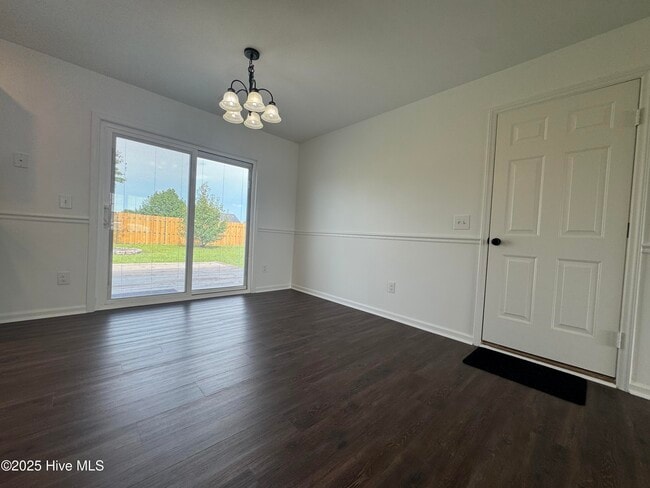 Building Photo - 2604 Larne Ct