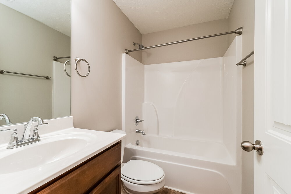 Building Photo - 1357 Busiris Dr
