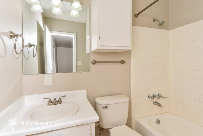 Building Photo - Spacious 3 Bedroom Home in Augusta