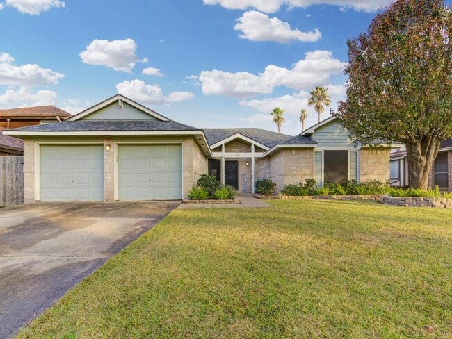 Primary Photo - 10941 W Dogwood Dr