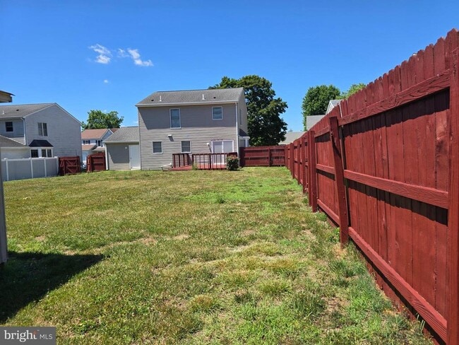 Building Photo - 23 Lordship Ln