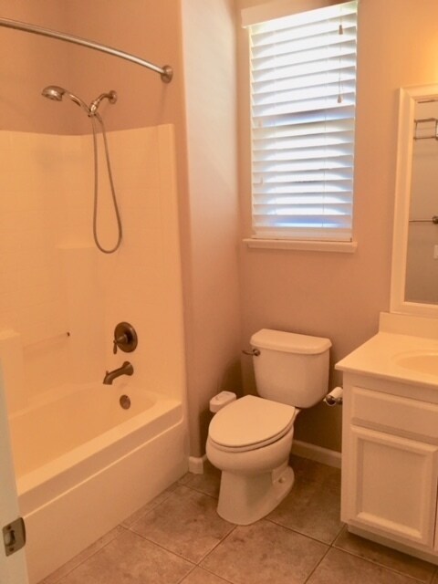 Building Photo - 2912 Gables Ct