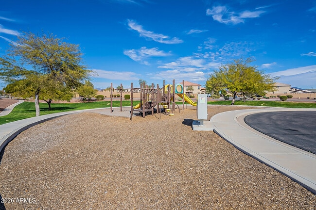 Building Photo - 24866 W Huntington Dr