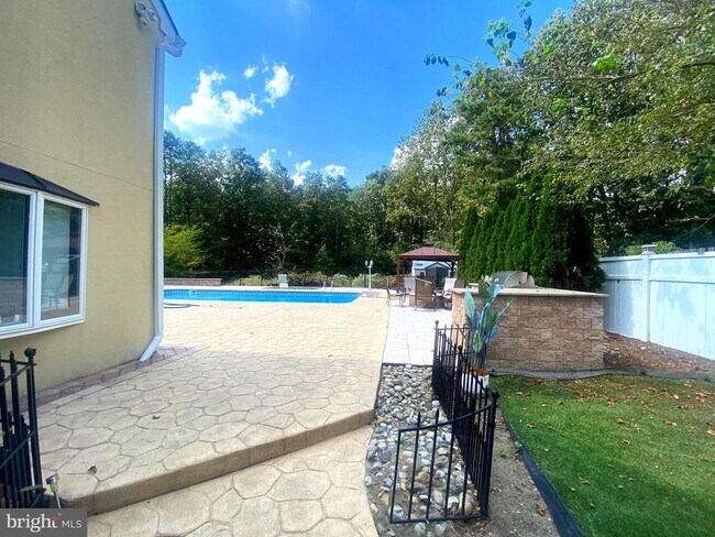Building Photo - 54 Las Brisas Blvd
