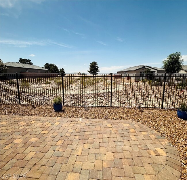 Building Photo - 4379 E Cactus Cyn Dr