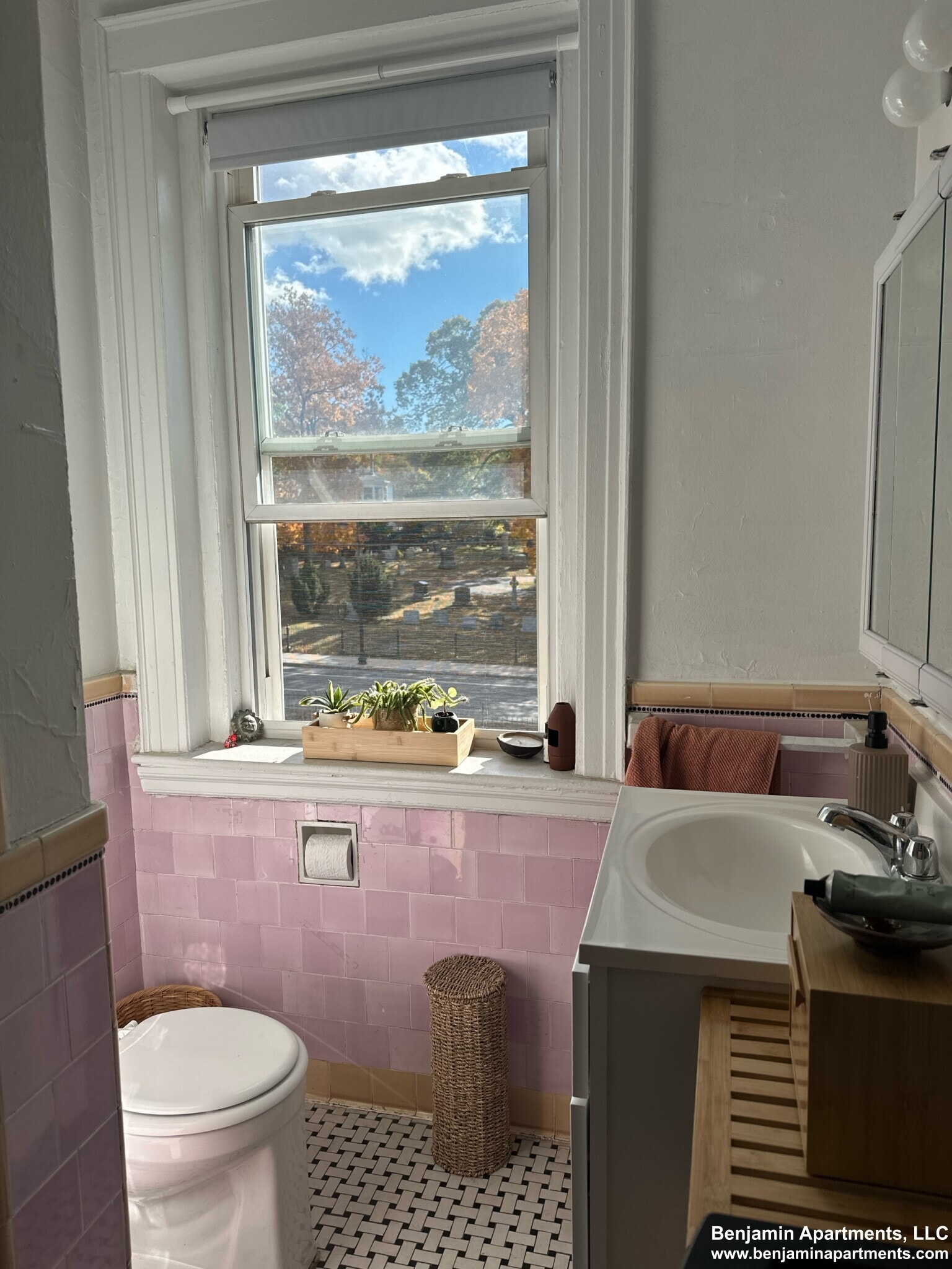 Building Photo - 1626 Commonwealth Ave