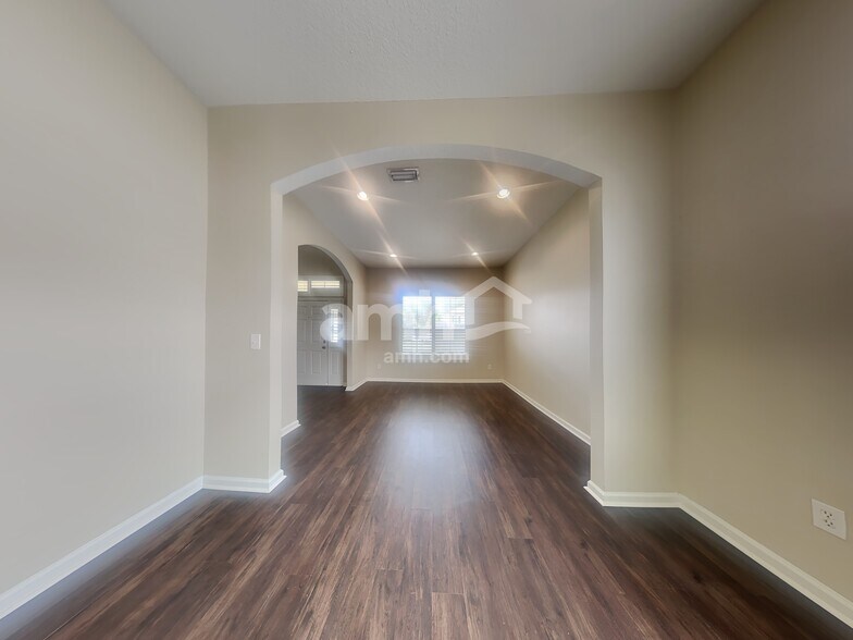 Building Photo - 2830 Harvest Moon Dr