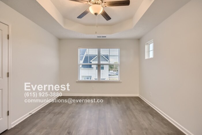 Building Photo - 130 Carver Ln
