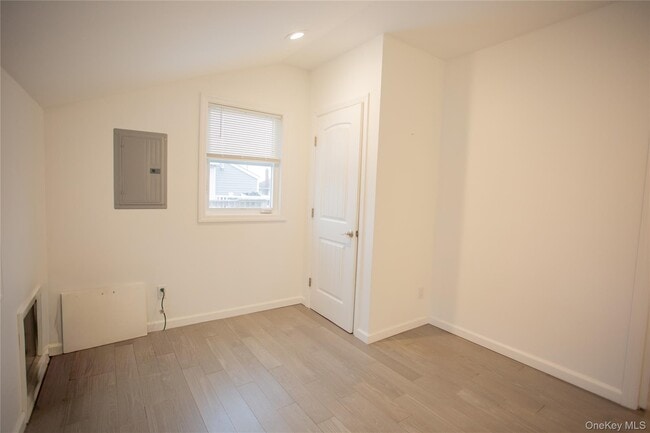 Building Photo - 105 Pacific Blvd