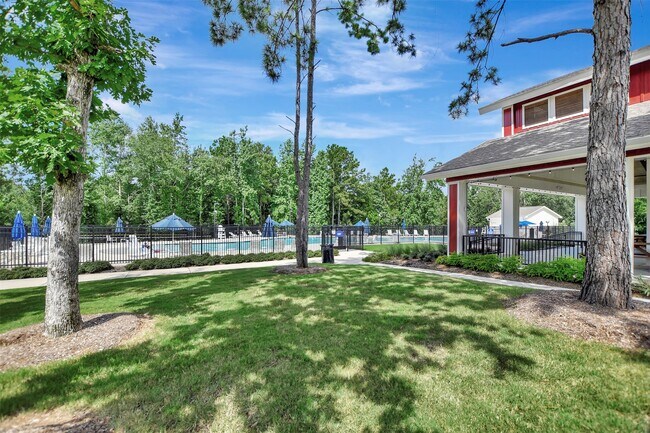 Building Photo - 360 Mallorn Ln
