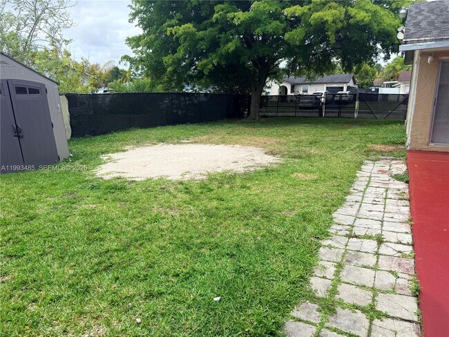 Building Photo - 26468 SW 123rd Pl