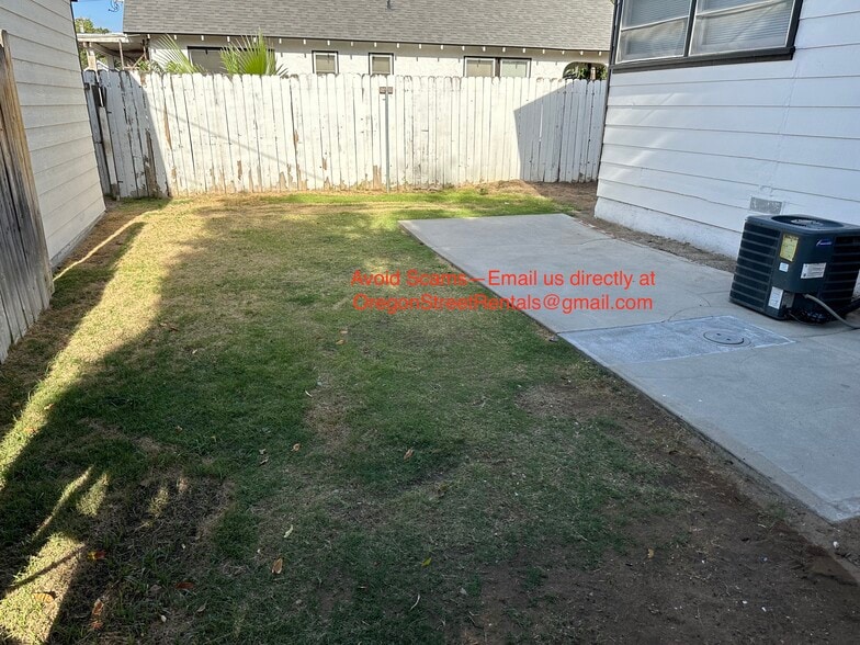 Fenced backyard - 28 Oregon St