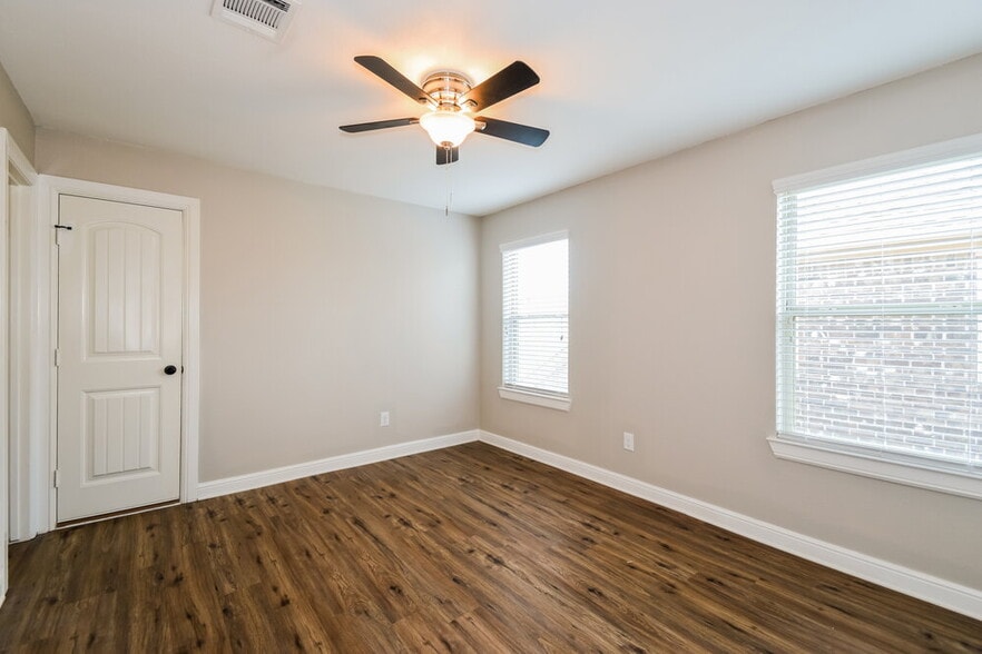 Building Photo - 3942 Catania Bay Ct