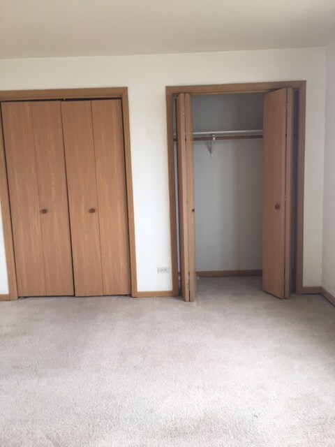 Master bedroom - 5450 W 127th St