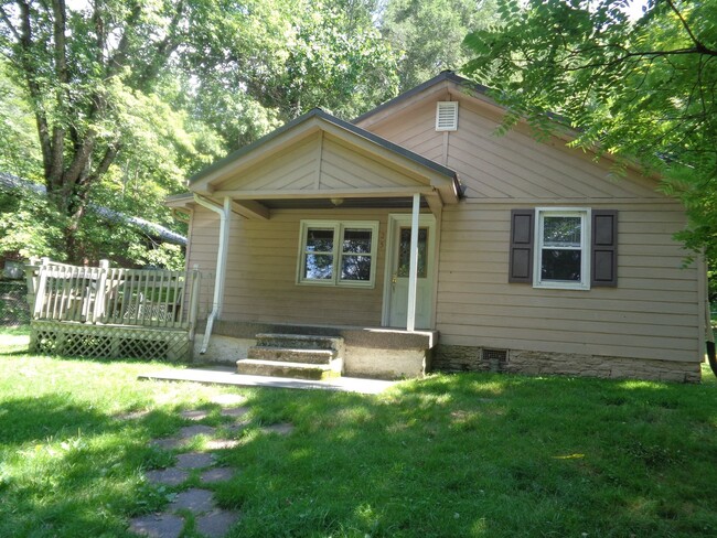 Primary Photo - 254 Rogers Dr