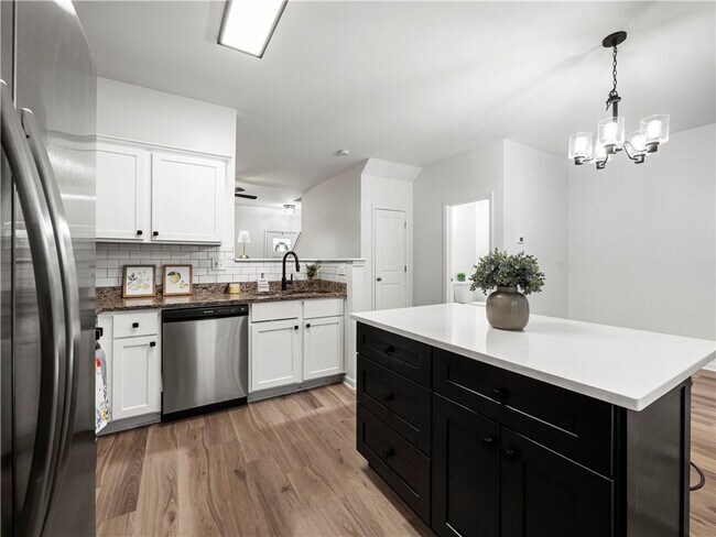 Building Photo - 4334 Box Elder Path