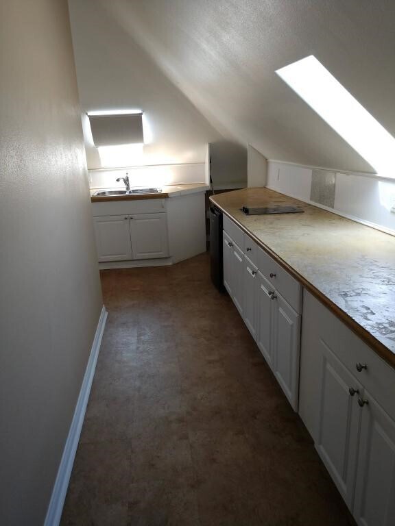 Building Photo - 3476 La Mirada