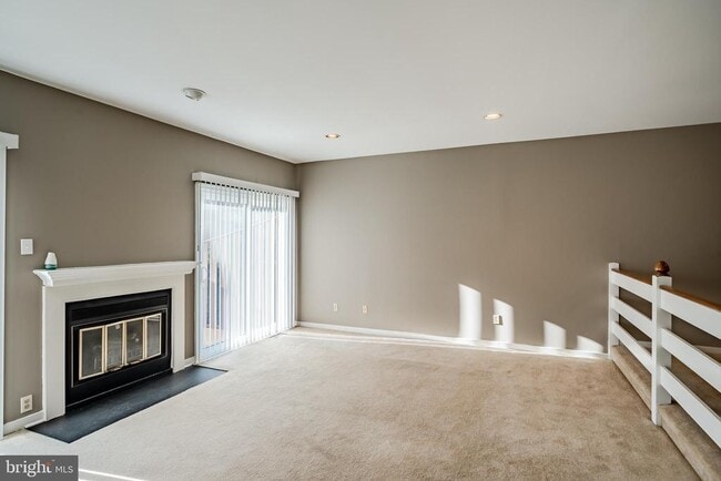 Building Photo - 801 Winchester Ct