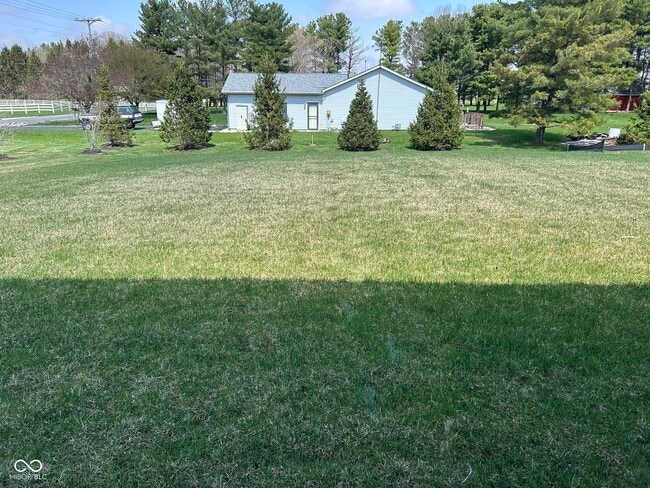 Building Photo - 990 Sunchaser Rd