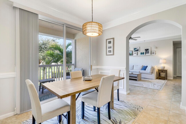 Building Photo - 275 Murcia Dr