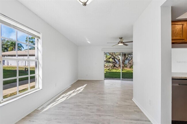 Building Photo - 5182 Sunridge Palms Dr