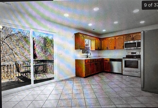 Building Photo - 136 Shamrock Cir Dr