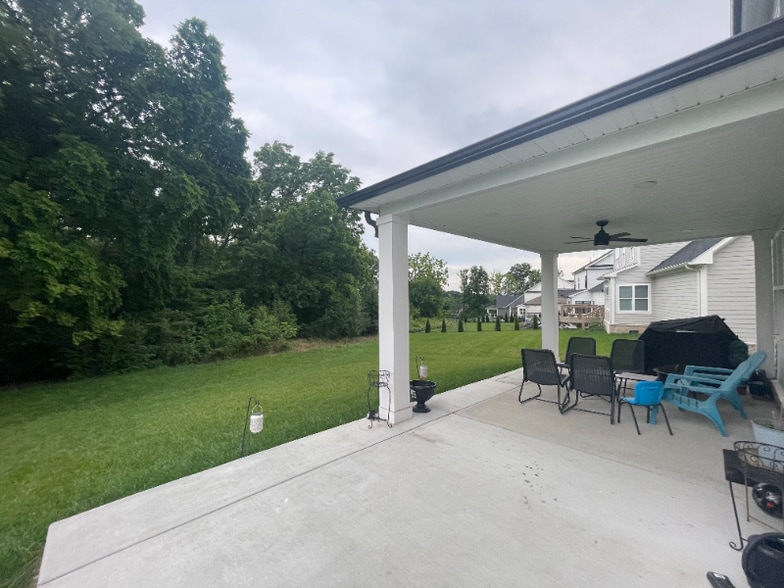 Building Photo - 1066 Dovecrest Way