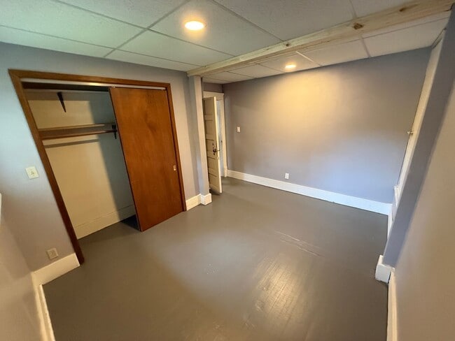 Building Photo - 426 1st St NW