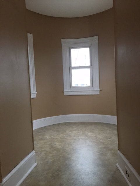 Building Photo - 325 W Lemon St