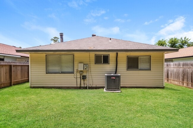 Building Photo - 5312 Lynngate Dr